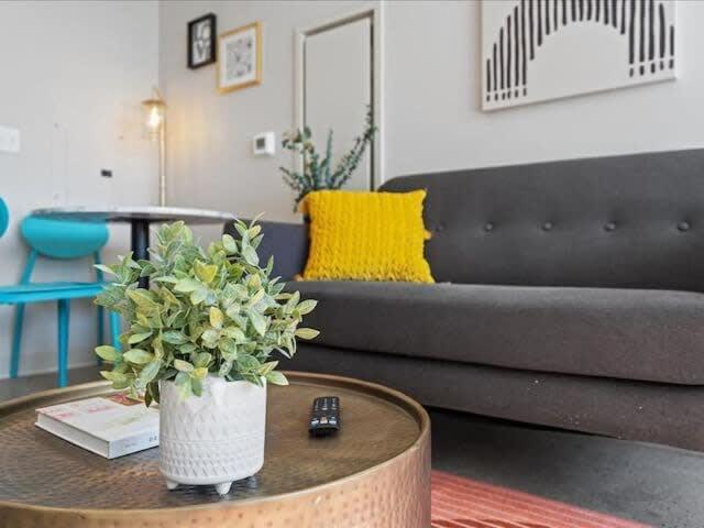 Cozysuites Gorgeous Sdo Downtown Питсбърг Екстериор снимка