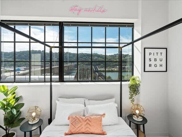 Cozysuites Gorgeous Sdo Downtown Питсбърг Екстериор снимка